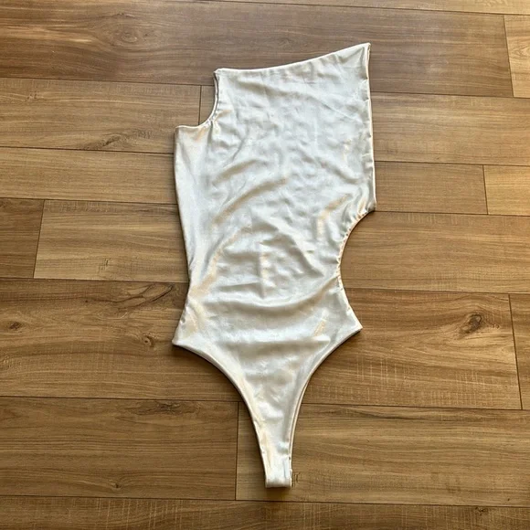 CouCoo Jami Bodysuit Lychee - Picture 2 of 7